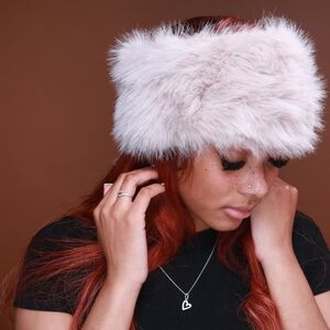 Elegant Cream Fur Headband